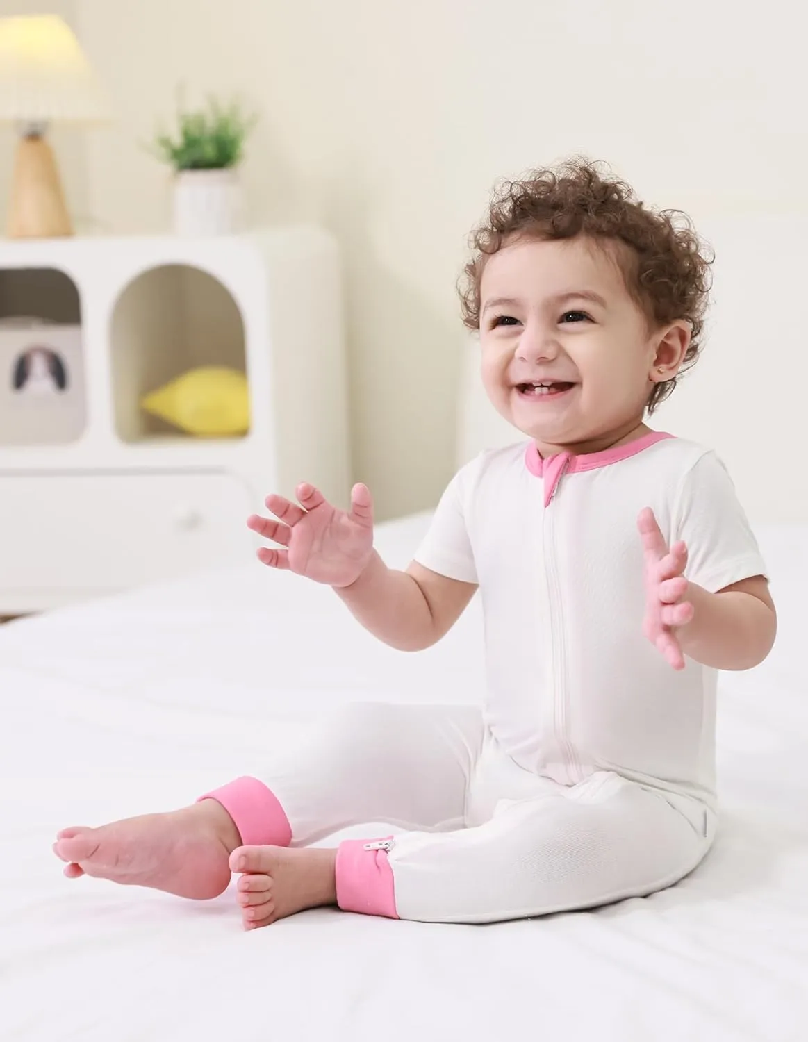 Baby Pajamas Toddlers Girls Onepiece Sleeper Jumpsuits Infant Snug Fit Bamboo Viscose Short Sleeve Zipper Romper