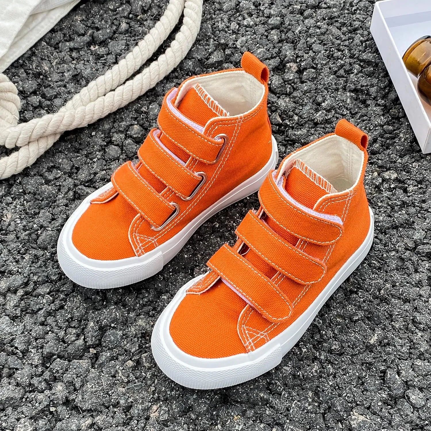 Boys and Girls High Top Children's Canvas Shoes Solid Color Sticky Button Casual Shoes Start School Season Little White Shoes Fashion Sneakers Shoes