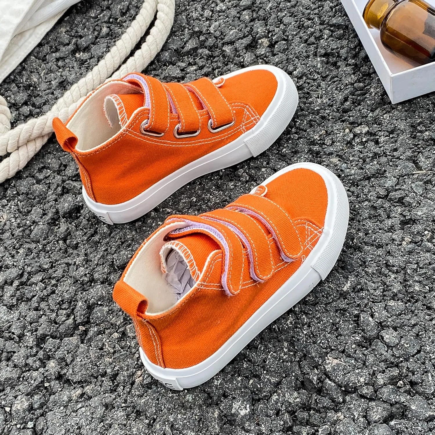 Boys and Girls High Top Children's Canvas Shoes Solid Color Sticky Button Casual Shoes Start School Season Little White Shoes Fashion Sneakers Shoes