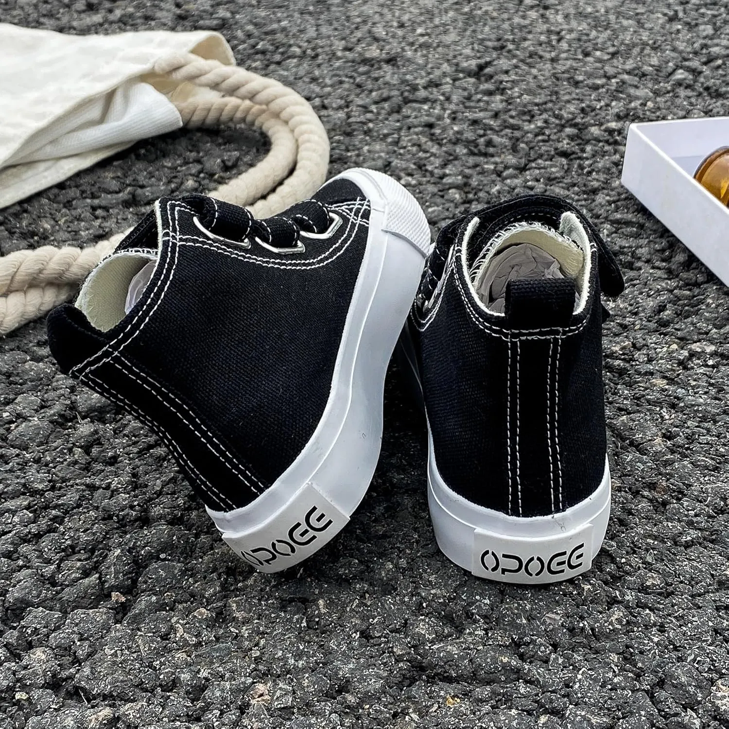 Boys and Girls High Top Children's Canvas Shoes Solid Color Sticky Button Casual Shoes Start School Season Little White Shoes Fashion Sneakers Shoes
