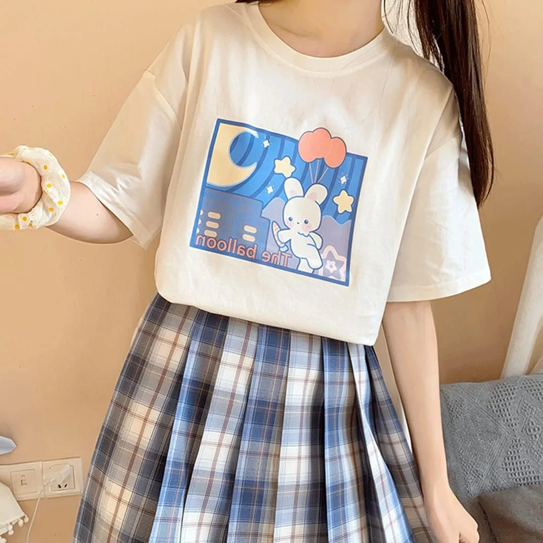 Harajuku Style Kawaii Fashion Pastel Gothic Clothes Soft Crewneck Cartoon Bunny with Balloon Print T-Shirt