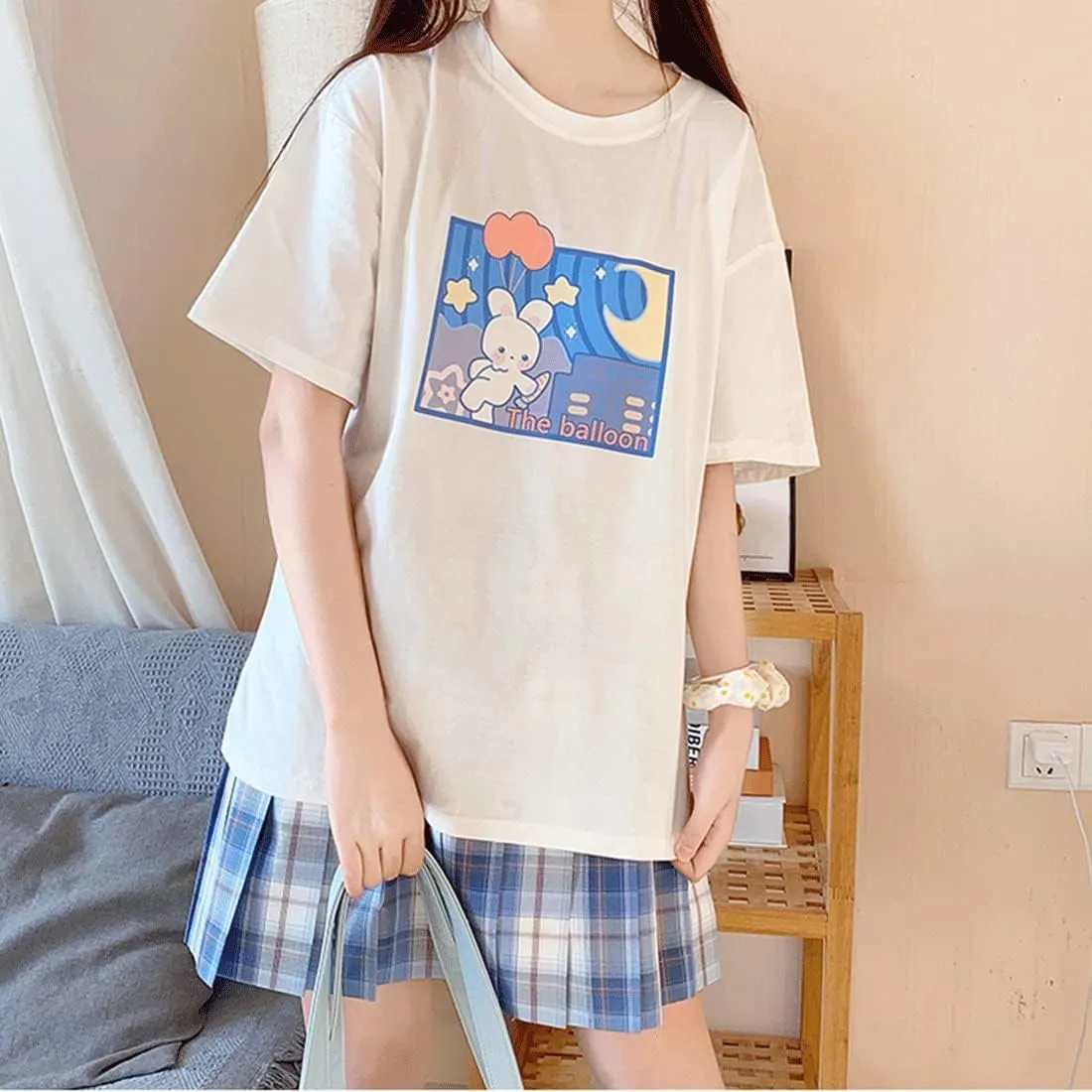 Harajuku Style Kawaii Fashion Pastel Gothic Clothes Soft Crewneck Cartoon Bunny with Balloon Print T-Shirt