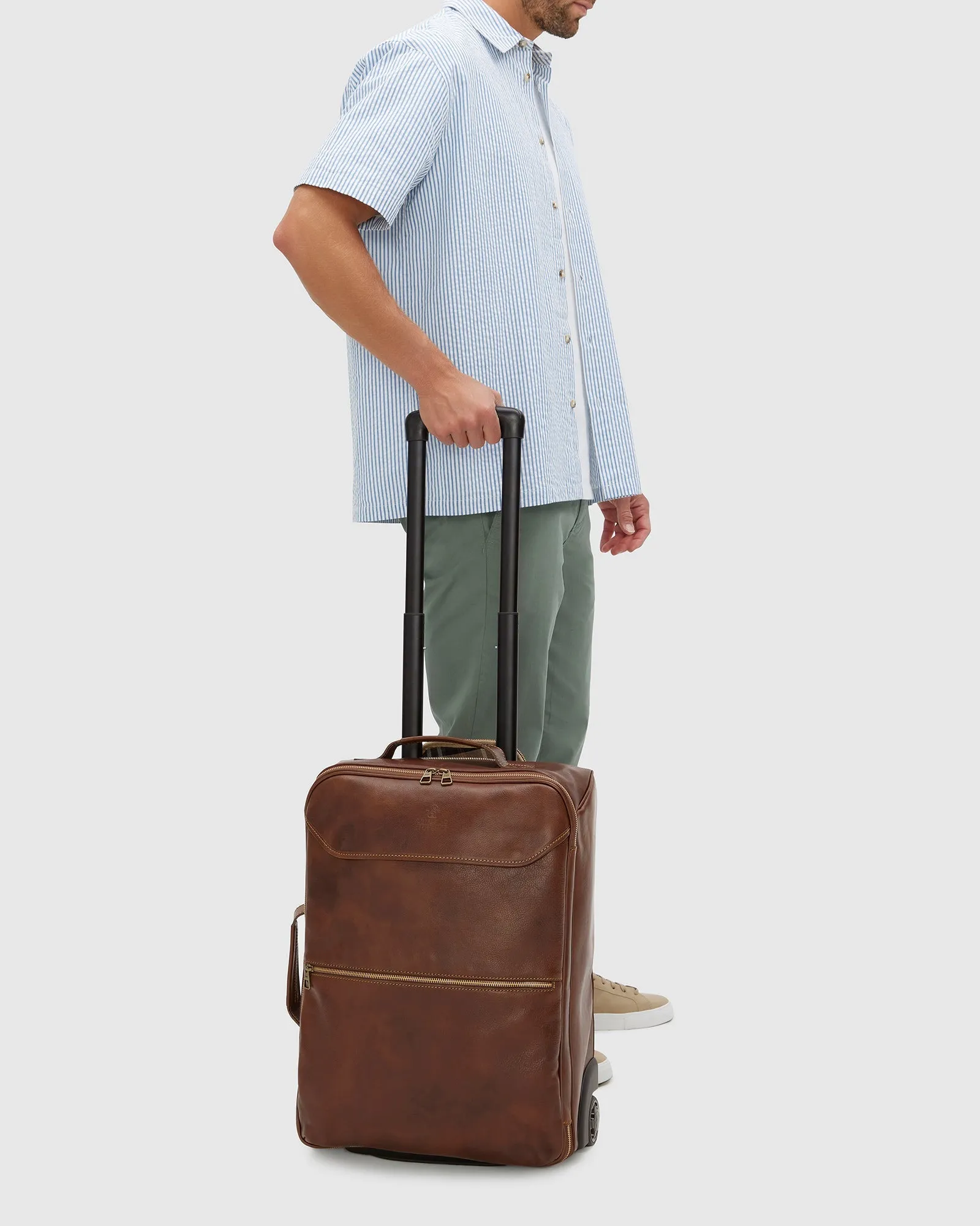 Kino Matt Brown - Wheeled Leather Trolley Case