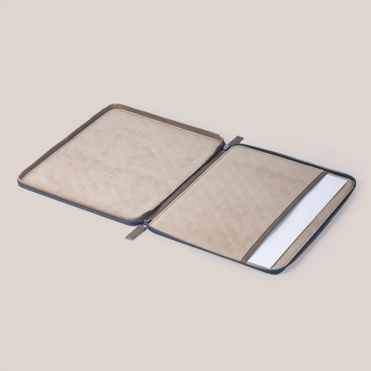 MacBook Pro 13 Zippered Laptop Case - Felt and Tan Crunch