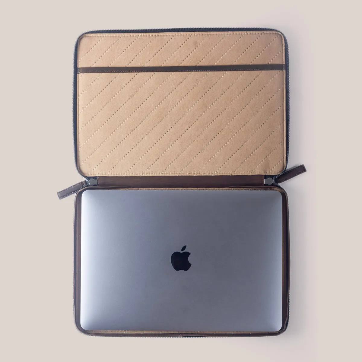 MacBook Pro 13 Zippered Laptop Case - Felt and Tan Crunch