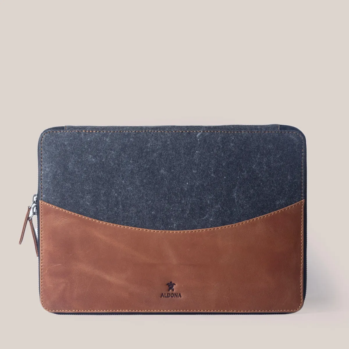 Microsoft Surface Pro 9 Zippered Laptop Case - Onyx Black