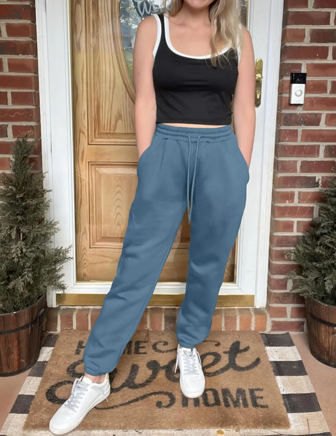 PINSPARK Women's Fleece Lined Sweatpants Winter Joggers Athletic Pants Casual Thick Warm Trousers Pockets
