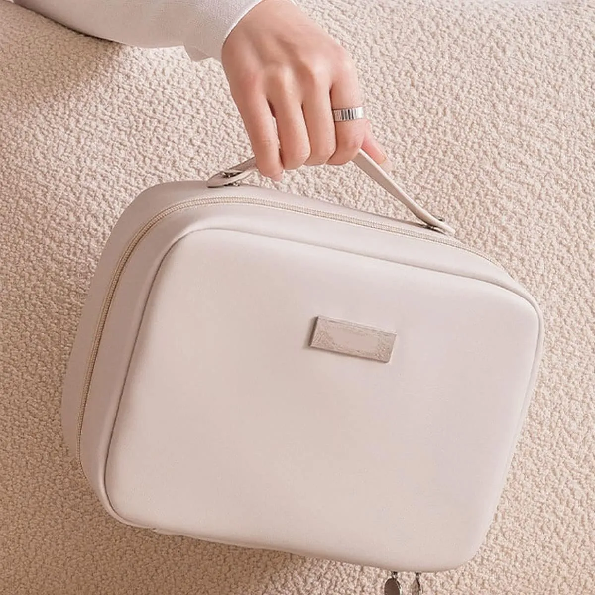 Portable Large Capacity Cosmetic Bag, Skincare Products, Makeup Brush Storage Bag, Double Layer Makeup Bag (White)