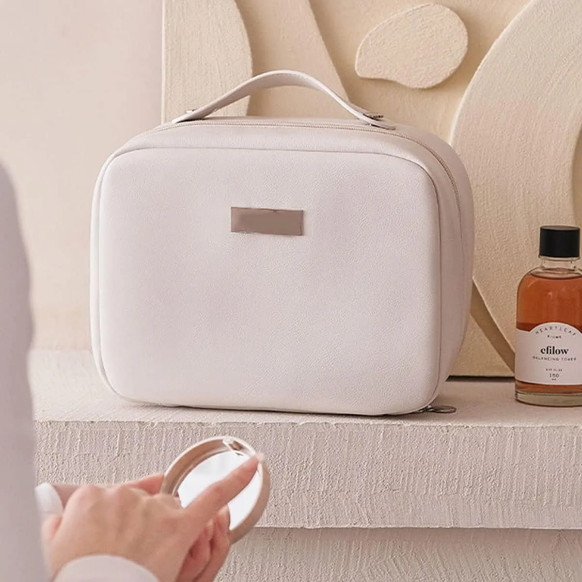 Portable Large Capacity Cosmetic Bag, Skincare Products, Makeup Brush Storage Bag, Double Layer Makeup Bag (White)