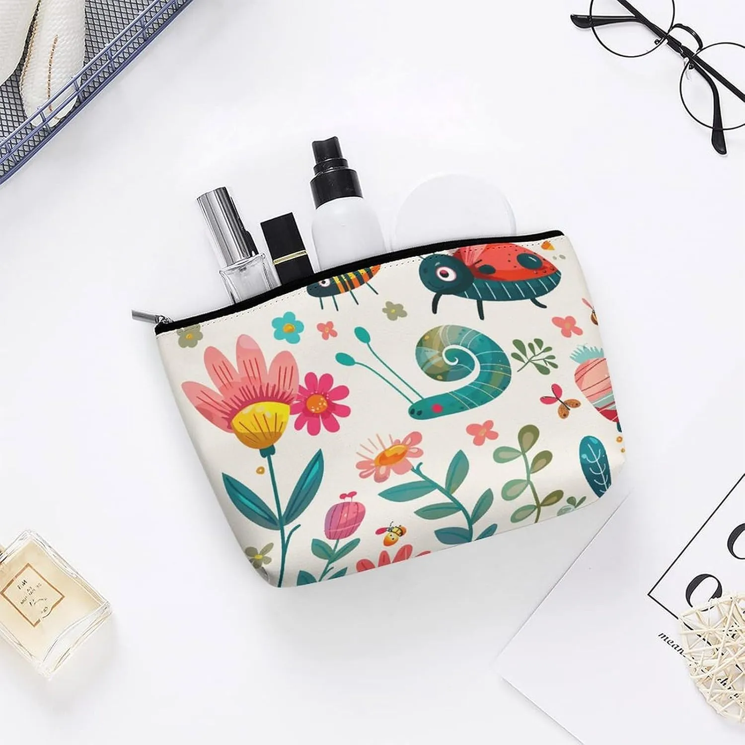 Small Cosmetic Bag Elegant Roomy Cartoon Small Insect Makeup Bags Portable Zipper Pouch Lipstick Bag Travel Toiletry Bag for Best Friend Gift