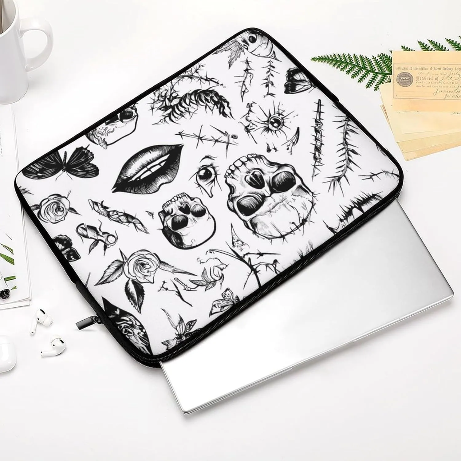 Thorn Skulls Roses Patch Eyes Casual Laptop Bag Sleeve Cover Computer Carrying Case for Office Travel 15inch