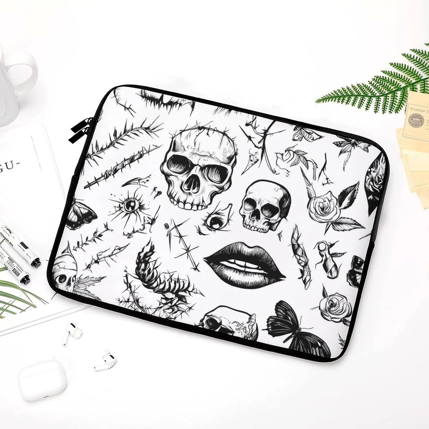 Thorn Skulls Roses Patch Eyes Casual Laptop Bag Sleeve Cover Computer Carrying Case for Office Travel 15inch