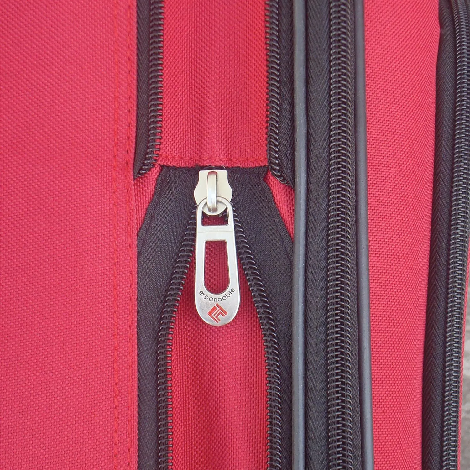 Travelers Club Bowman Expandable Luggage, Red, 3-Piece Set (Dopp/Tote/20)