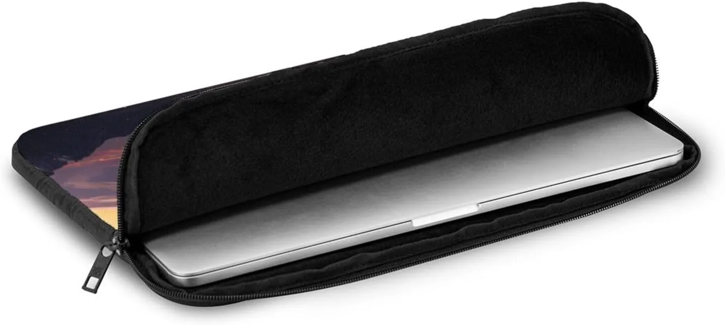 Volcanic Eruptions Pattern Shockproof Portable Laptop 17 inch Sleeve Bag for Men and Women - Ideal for Business Travel, School, and Daily Use