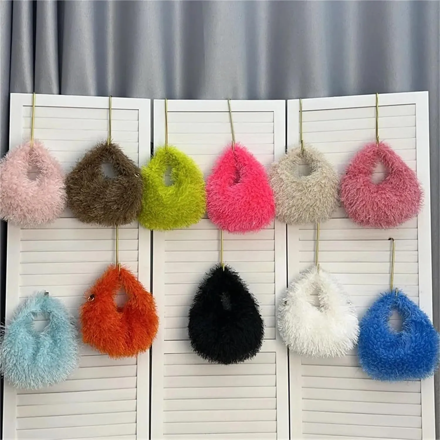 Winter Small Bag Hand Bag Women's Furry Short Handle Clutch Soft Plush Warm Bag For Women